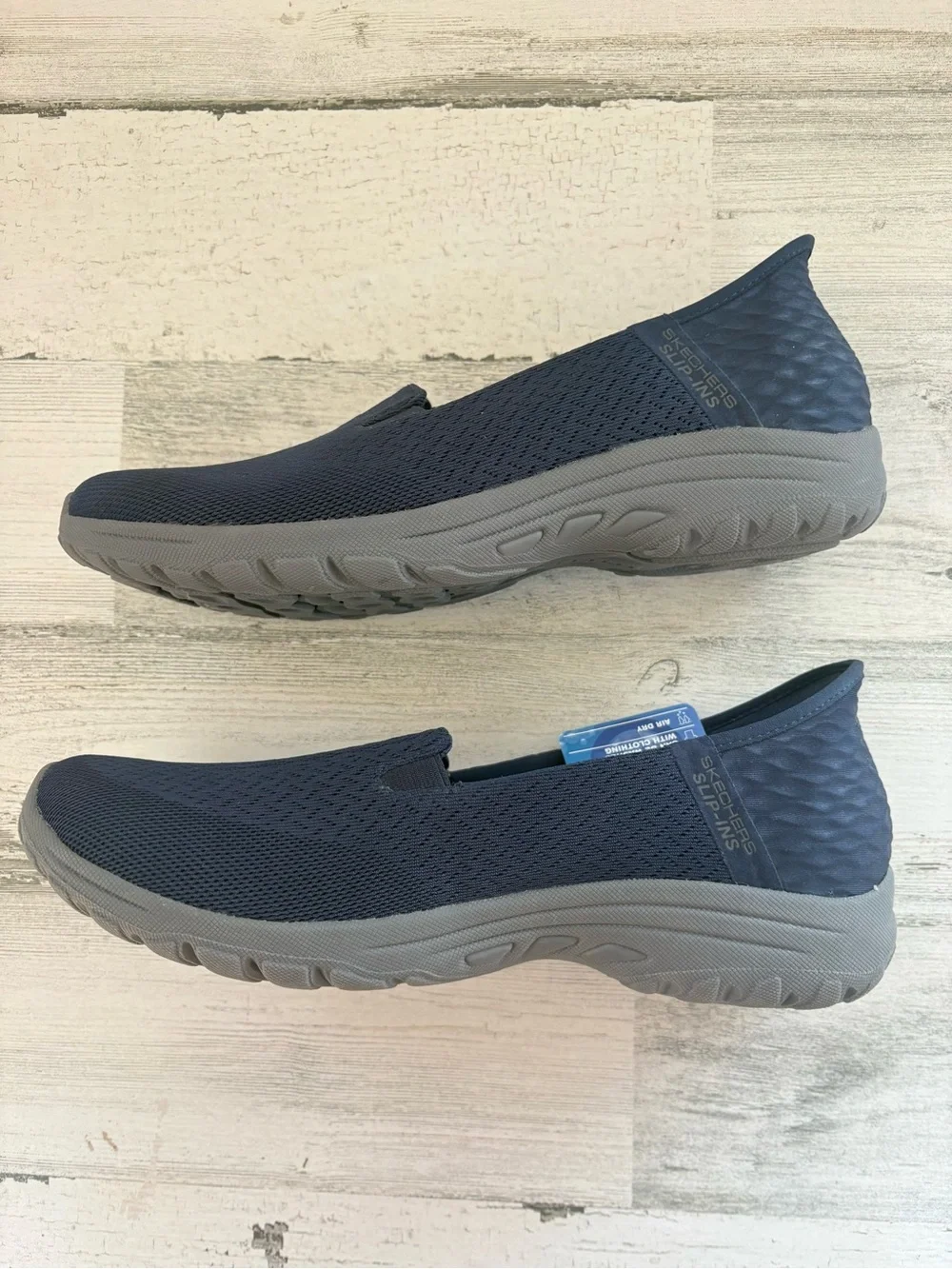Skechers Women’s Size 9 Hands Free Slip-Ins Reggae Fest 2.0 Guiding Light NWT